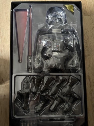 Hottoys HT Star Wars V: The Empire Strikes Back 1:6 Darth Vader MMS452 UK ready - Picture 3 of 4
