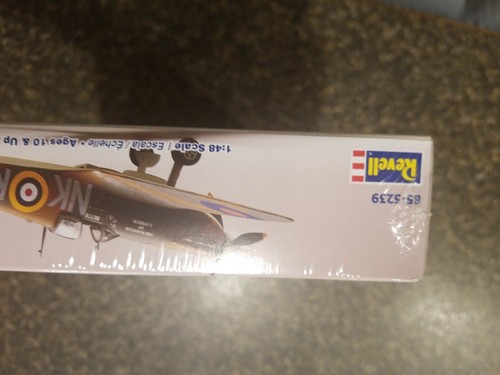 Revell Spitfire Mk II Plastikmodellbausatz im Maßstab 1:48 85-5239 Neu in OVP - Bild 2 von 2
