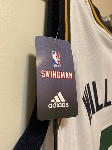 Deron Williams Signed Autographed Jersey Authentic Utah Jazz w/ Nameplate - Picture 8 of 12
