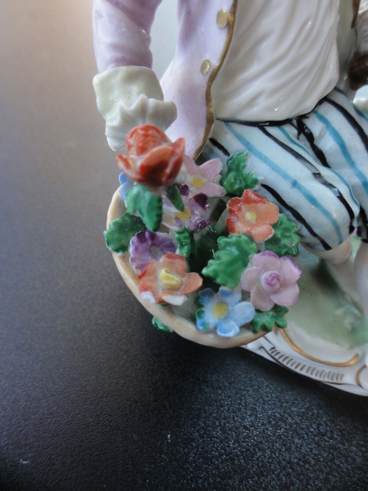 Details zu Porzellanfigur Dresden um 1900 Höhe 10,5 cm Sofortige Lieferung im Inland