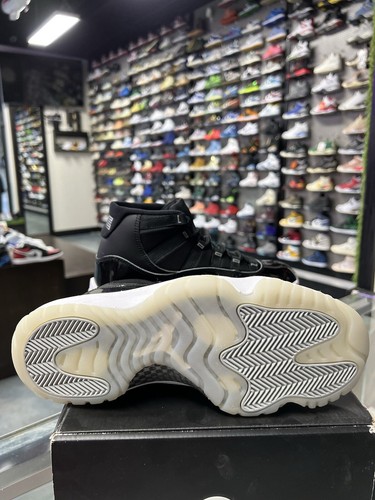 Size 9 - Jordan 11 Retro High Jubilee / 25th Anniversary - Picture 5 of 5