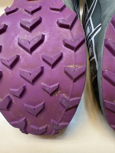Salomon SpeedCross Gray Purple Athletic Hiking Outdoor Trail Shoe Youth Size 1 - Picture 7 of 11