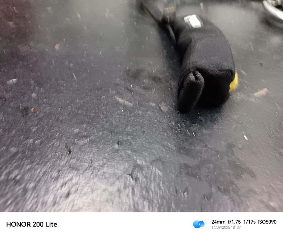 Petzl ABSORBICA® Y fall arrest Double Lanyards self locking hooks/Absorber/100cm - Image 4 of 4