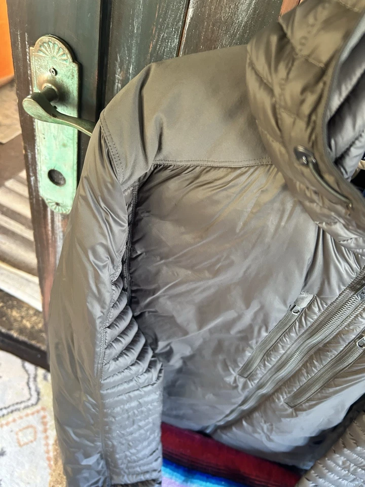 NUEVO Kuhl Projekt Spyfire Plumón de Ganso Raro Chaqueta con Capucha Salvia/Ocre XL Foto 4 de 4