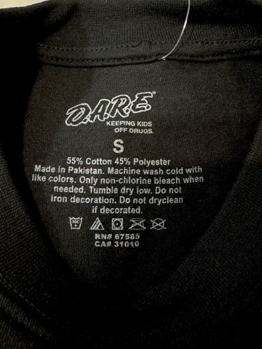 D.A.R.E Lion T-Shirt Size Small-keeping Kids Off Drugs, ( Thick T-shirt) - Picture 4 of 4