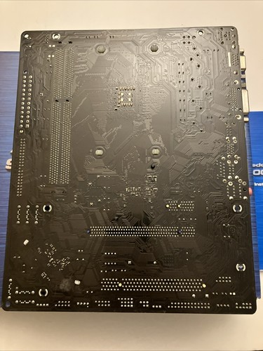 ASROCK 960GM/US3 FX AMD AM3+ Motherboard - Picture 3 of 5
