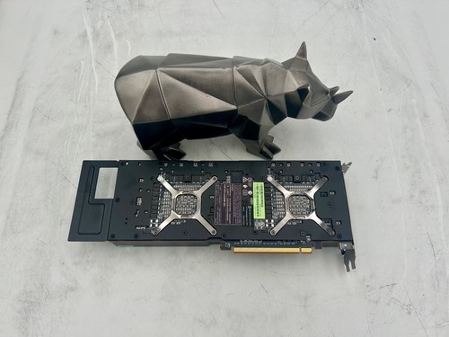 AMD 102-D05318-02 V340L RADEON PRO 16GB GPU (2x8GB) GPU - 第 2/2 張圖片