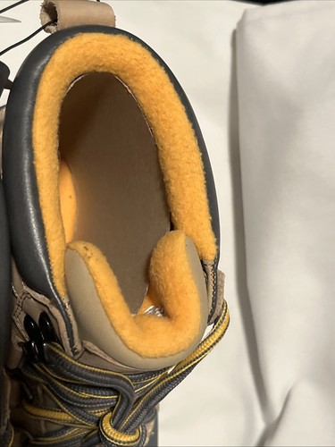Ozark Trail 's Women's Snow Boots Sz 8 Tan Leather Rubber Winter Duck - Picture 8 of 18