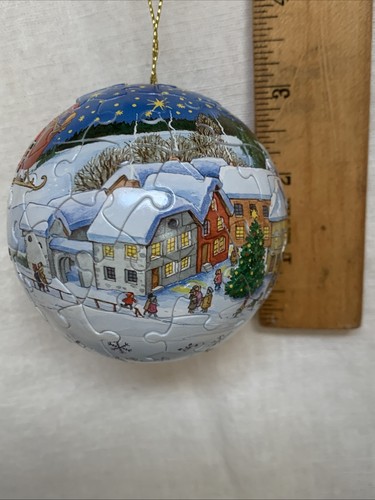 2006 Ornament Puzzle Ball 3D Ravensburger 60 Pieces Winter Fun NIP - Picture 10 of 10