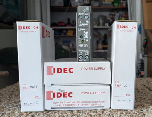 IDEC PS5R-VC12 DC/DC Power Supply AC/DC Input 12Vdc Output 2.5A 30W NIB -