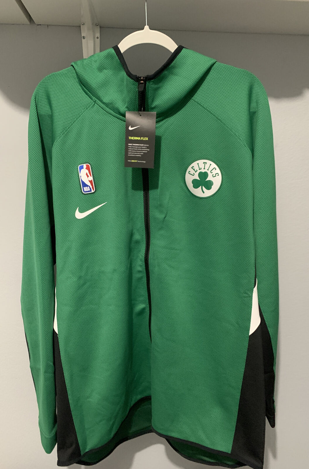 Nike NBA Boston Celtics Showtime Hooded Jacket - FB3400-312