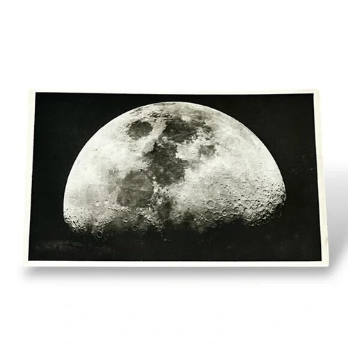Postcard Moon at 8-1/2 Days Adler Planetarium & Astronomical Museum Chicago D72