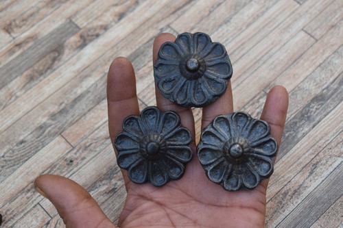 10x Vtg Cast Iron Round Floral Door Gate Cabinet Pulls Knobs Handles Decor - Picture 2 of 9