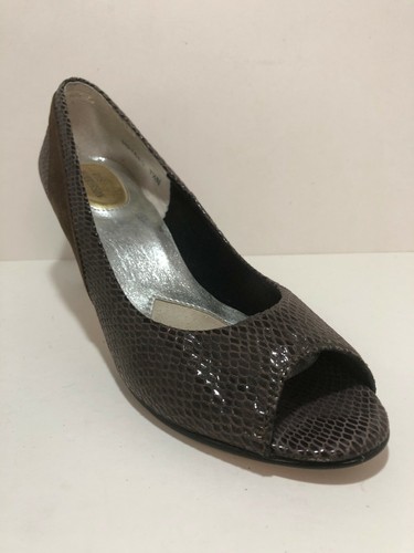 Ros Hommerson Women's Heels 7.5N Brown Animal Print Peep Toe Pump - Picture 2 of 9