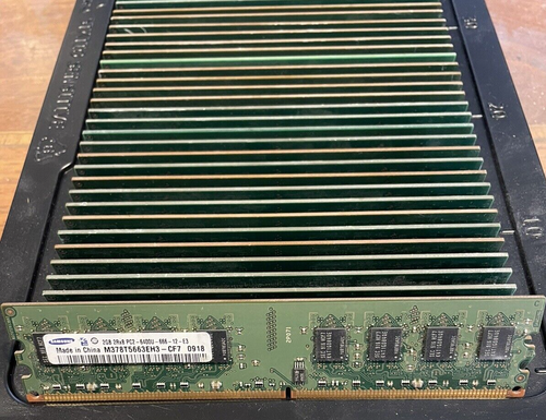 Lot of 50 - Samsung 2GB 2RX8 PC2-6400U DDR2 Desktop RAM - TESTED!