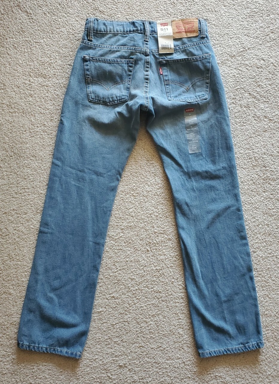 Picture 2 of 8