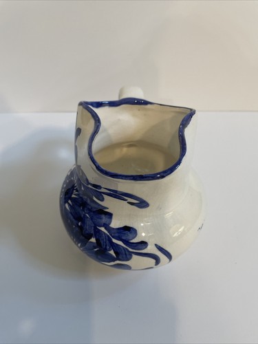 Pitcher small hand painted blue and white ceramic 5" high - Picture 3 of 9