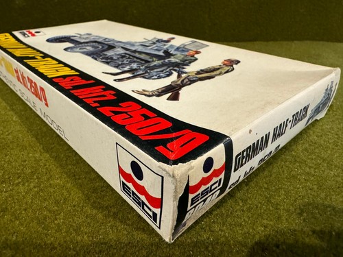ESCI 8048 1/72 German Sd.kfz 250/9 Hanomag halftrack MIB  [1/021] - Imagen 4 de 7