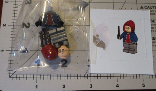 HARRY POTTER hoodie harry minifig LEGO 76418 advent calendar 2023 Day 1 B - Picture 1 of 1