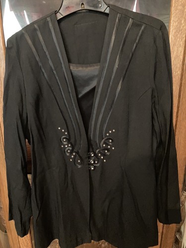 Womens Black with Rhinestones Blazer No sz 8-10?? - Picture 2 of 3