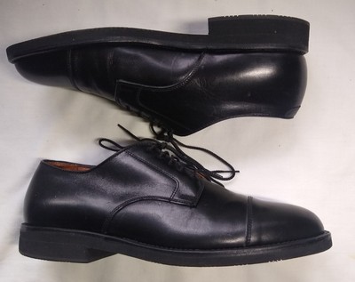 Alden 9561S Straight Tip Blucher is built on the Copley last. The model has a black Calfskin leather upper with a goodyear outsole.