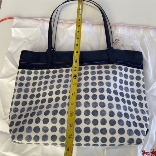 Coach Schultertasche Handtasche weiß blau lackiert Punkte Canvas 29432 - Bild 9 von 15