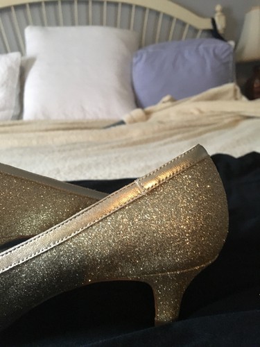 gold sparkle heels - Picture 2 of 9