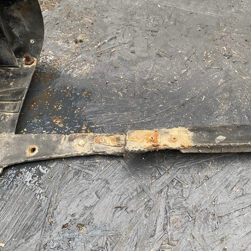Opel Omega A Sedan Rear Bumper 90339932 - Picture 16 of 21