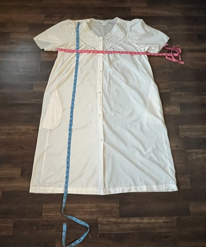 Vintage Barbizon Granny Nachthemd Spitzenbesatz Blumen bestickt Größe Large - Bild 2 von 6