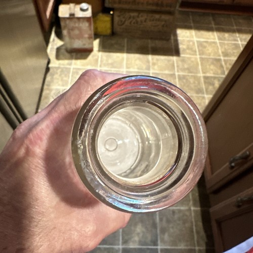 Oscar Miller R. F. D. 3 Embossed Pint Milk Bottle Troy New York NY - Picture 11 of 12