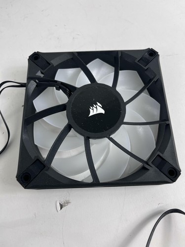 Corsair iCUE H150i Elite LCD XT Liquid CPU Cooler - IPS LCD Screen - Afbeelding 4 van 7