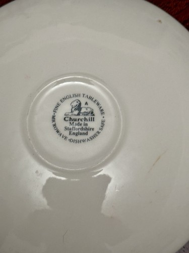 Vintage Churchill Briar Rose Tea Cup & Saucer Set Of 3, Staffordshire England - Picture 8 of 8