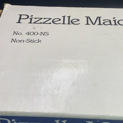 Vintage/Pre-Owned Vitantonio Pizzelle Maid 400 Pizzelle Maker 7" Diameter - Picture 7 of 9