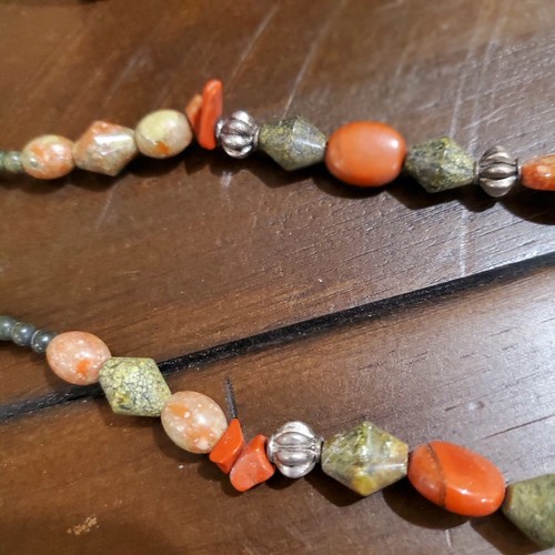 Polished Stone Necklace With Silver Tone Metal Beads Multicolor Earth Tones 20" - Picture 8 of 8