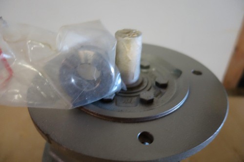 Caja de cambios Sew-Eurodrive RF37AM143, relación 15,6:1 - Imagen 3 de 7