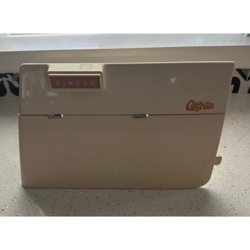 Vintage SINGER GENIE Model 353 Genuine Original Tested - Picture 7 of 9