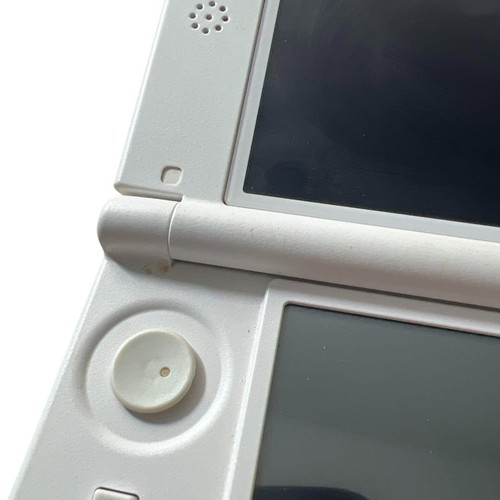 Nintendo New 3DS LL White Japan Version Used Tested Express Shipping Free - Picture 3 of 12