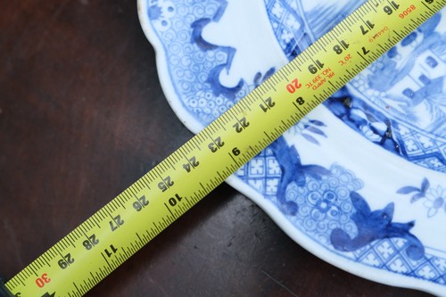 Antique Blue & White Willow Pattern Plate 23.5cm Scalloped Rim Unmarked China - Picture 4 of 4