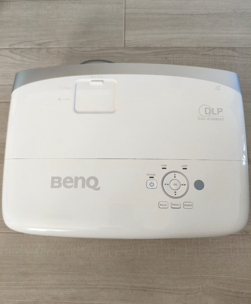 BenQ HT2050 Full HD DLP Home Theater Projector 1080p for