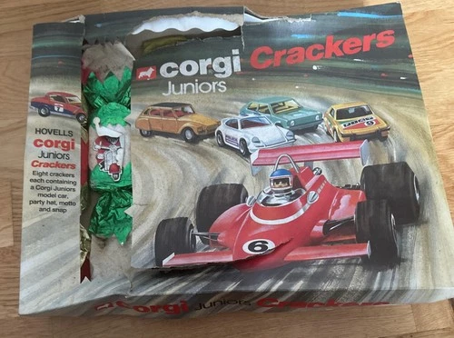 Vintage Corgi Junior crackers Gift Set see description