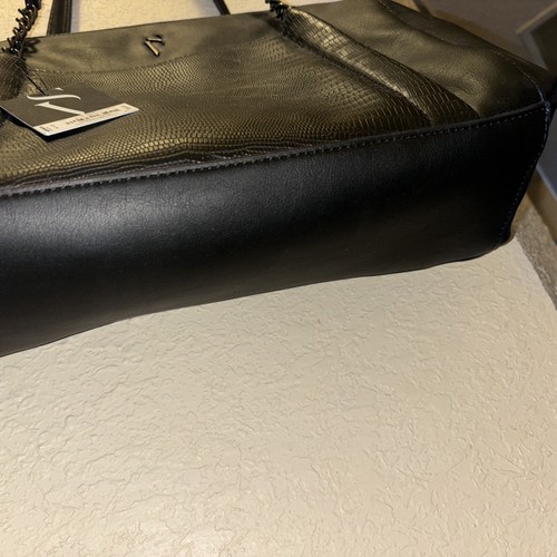 MSRP $99 NEW SIMPLY VERA VERAWANG CONTEMPORARY TRIPLE COMPARTMENT BLACK PURSE EV - Picture 12 of 17