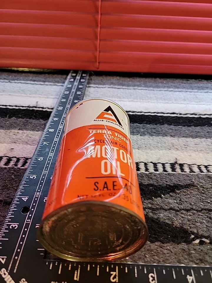 ERTL Alice Chalmers Tara Tiger Tonic Two-cycle Air-cooled Motor Oil On 16th... - Image 4 of 4