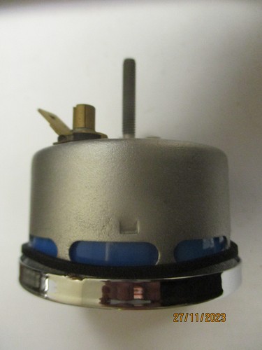 Smiths reconditioned fuel gauge BF 2300/02 MGB Mk 1 1964-67 - Picture 3 of 4