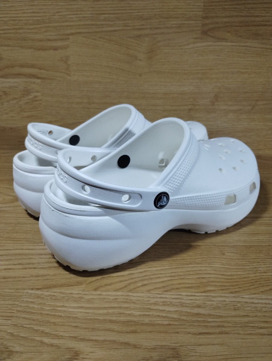 CROCS Classic Platform Clog Women's Size 10 White Slip On CROCS Classic Platform Clog Women's Size 10 White Slip On