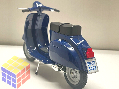 Moto clásica Vespa 125 Primavera Azul (Escala 1/9) Die-cast, Scooter, Protar - Imagen 5 de 16