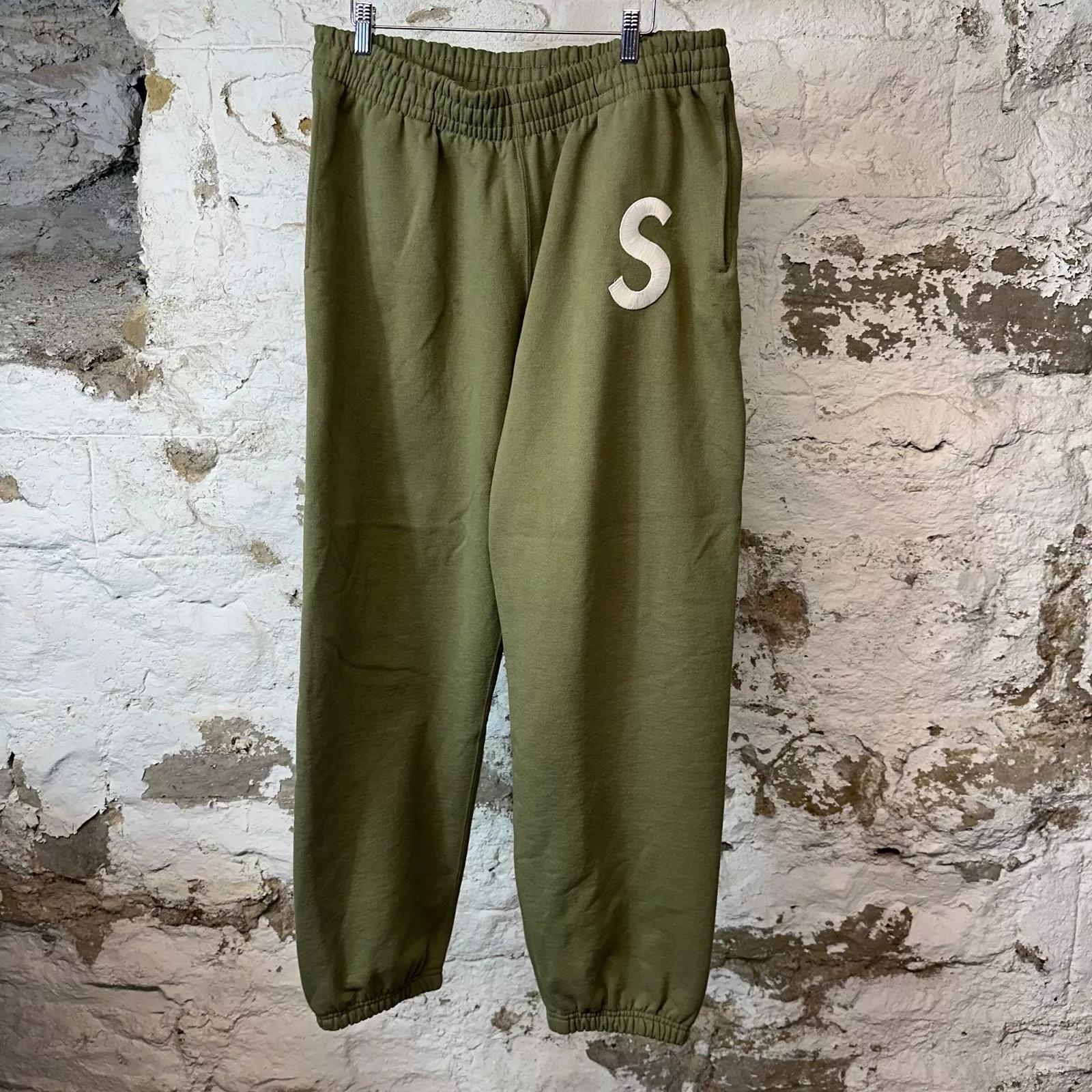 Pantalon de survêtement vert logo Supreme S taille XL