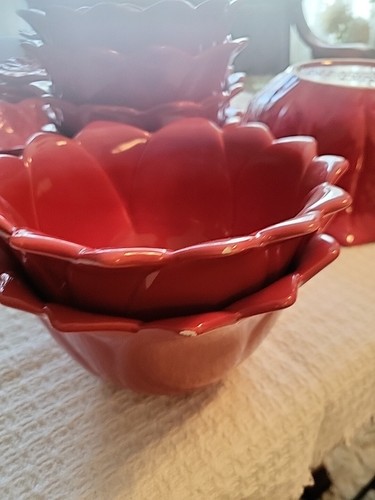 Home American Simplicity Sangria Red Small Serving Bowl - Picture 7 of 7