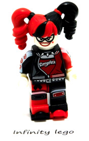 LEGO Harley Quinn Black/Red with Roller Skates Minifig DC Batman Movie (70922)