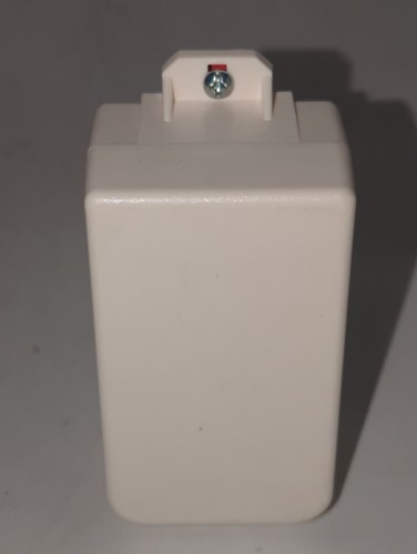 Honeywell Resideo Plug-in Class 2 Power Supply Part No. 300-04705V1 - Picture 2 of 2
