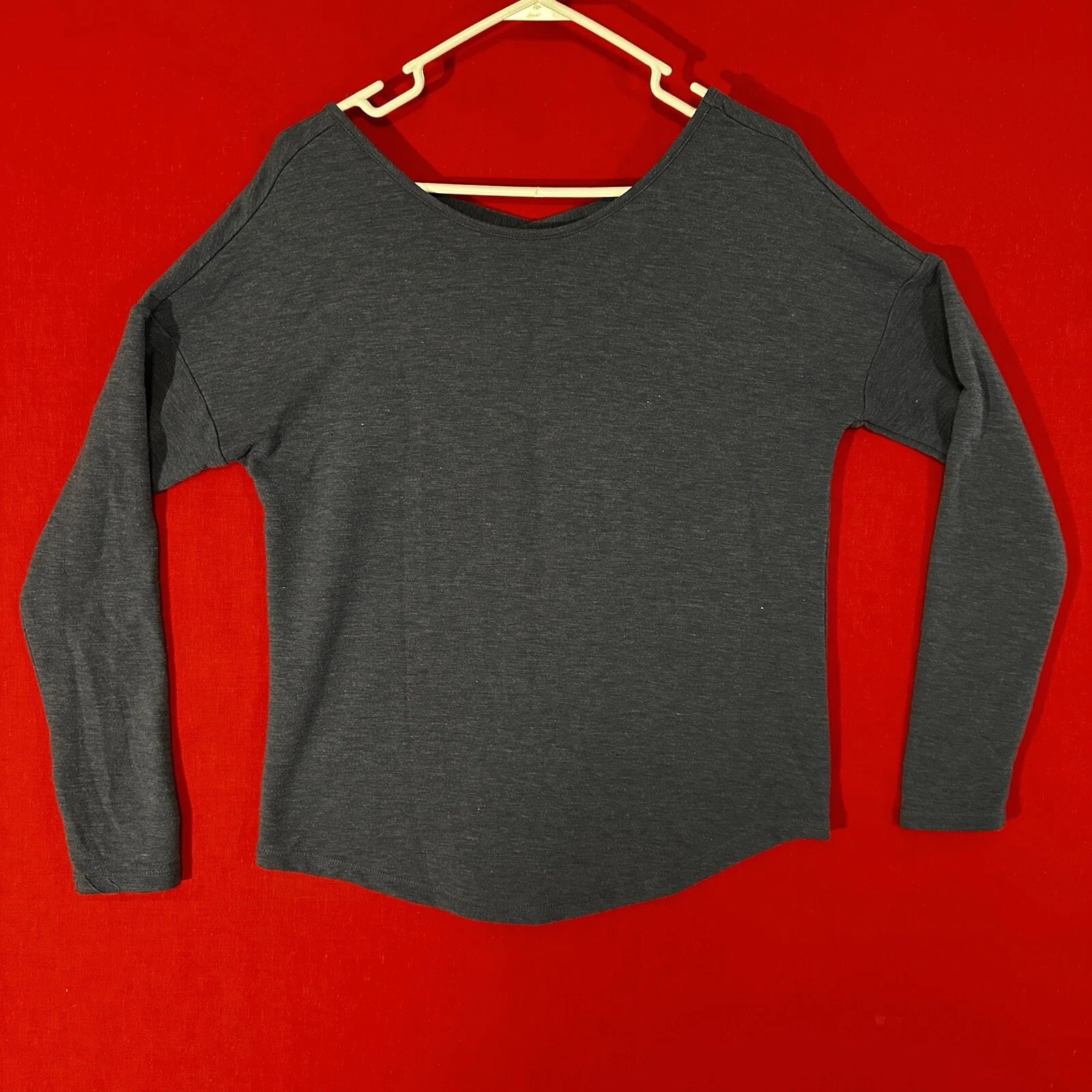 yogalicious long sleeve athletic athleisure shirt